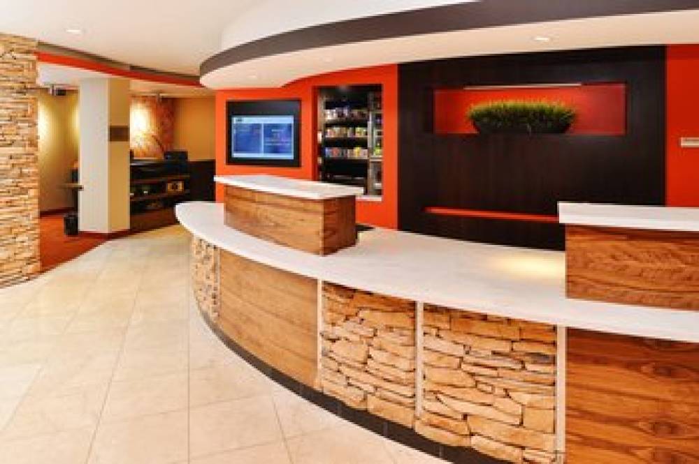 Courtyard By Marriott Denver Cherry Creek 3