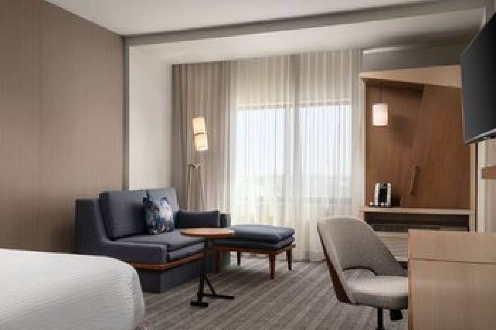 Courtyard By Marriott Denver North-Westminster 8