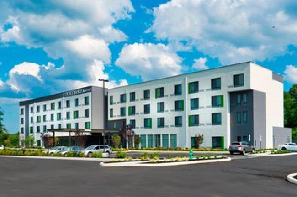 Courtyard By Marriott Deptford 1