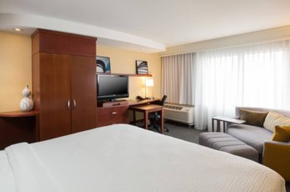 Courtyard By Marriott Des Moines West-Jordan Creek 9