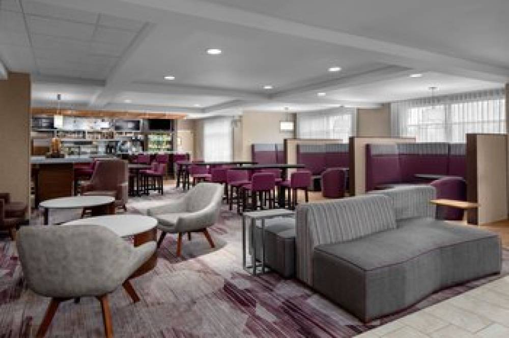 Courtyard By Marriott Detroit Brighton 4