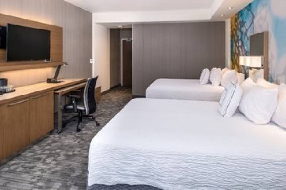 Courtyard By Marriott Detroit Farmington Hills 6