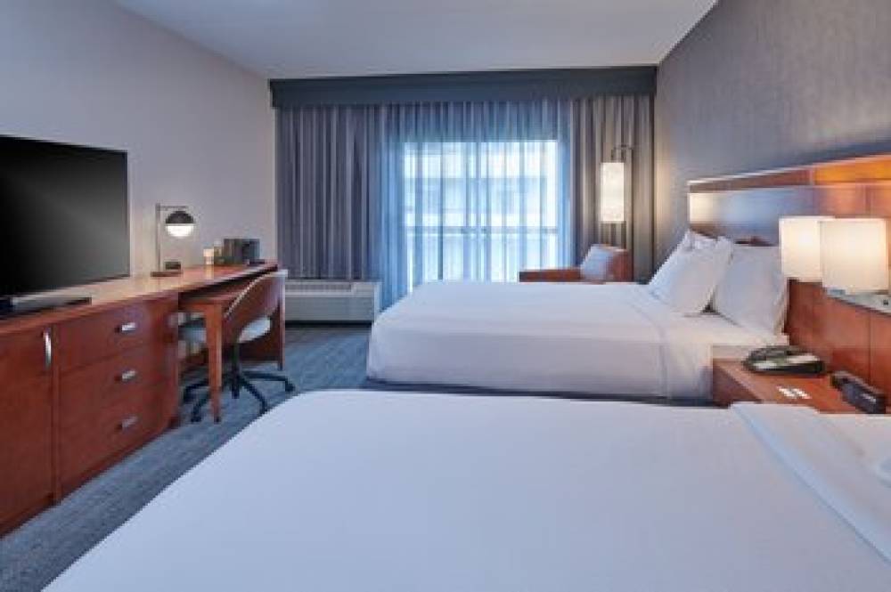 Courtyard By Marriott Detroit Livonia 7