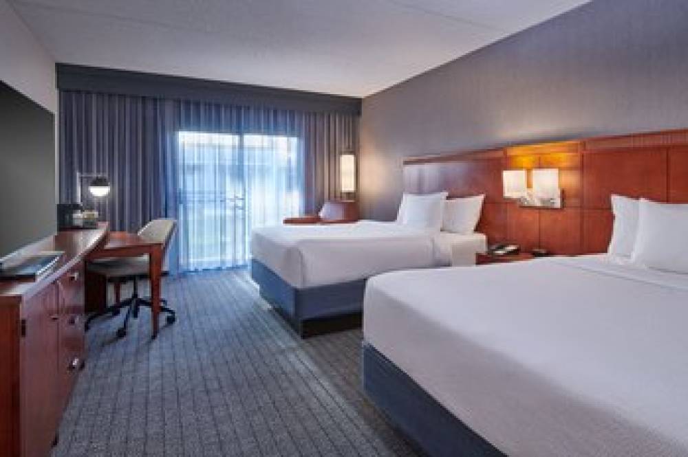 Courtyard By Marriott Detroit Metro Airport Romulus 6