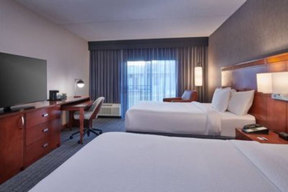 Courtyard By Marriott Detroit Metro Airport Romulus 7