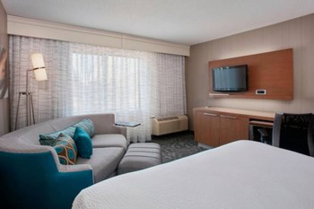 Courtyard By Marriott Detroit Pontiac Auburn Hills 10