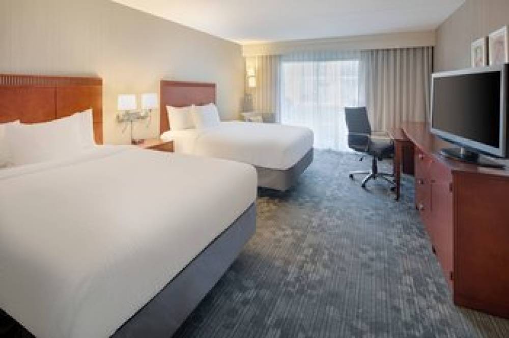 Courtyard By Marriott Detroit Southfield 8