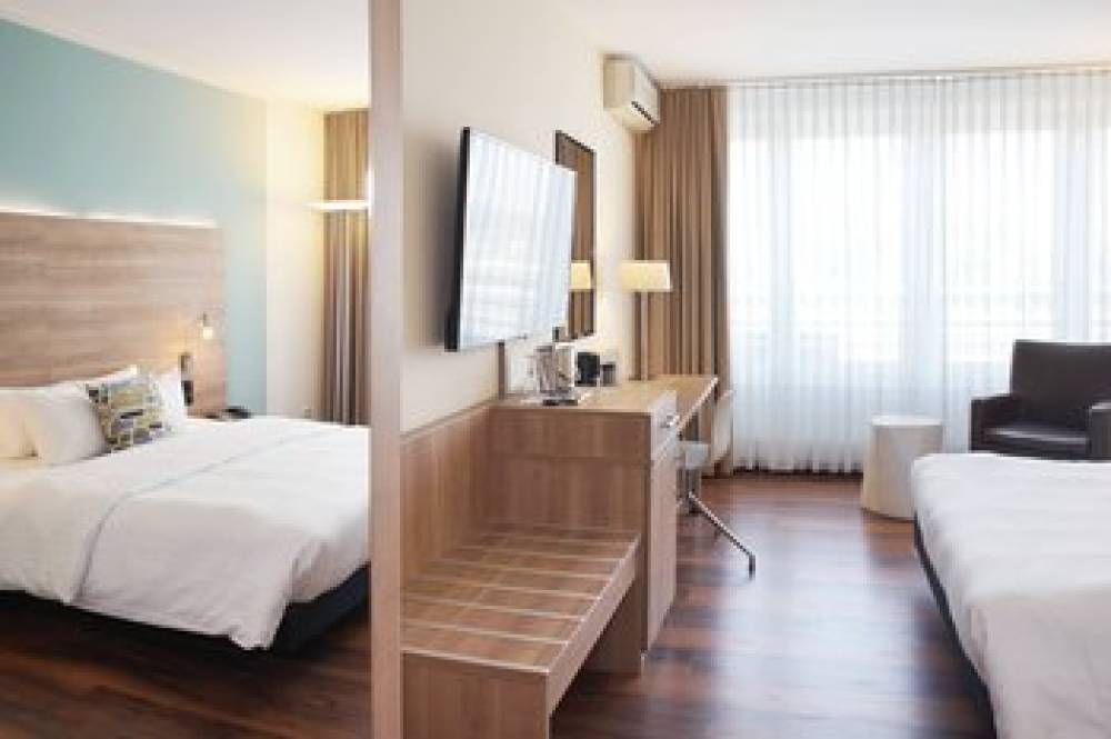 Courtyard By Marriott Dresden 10