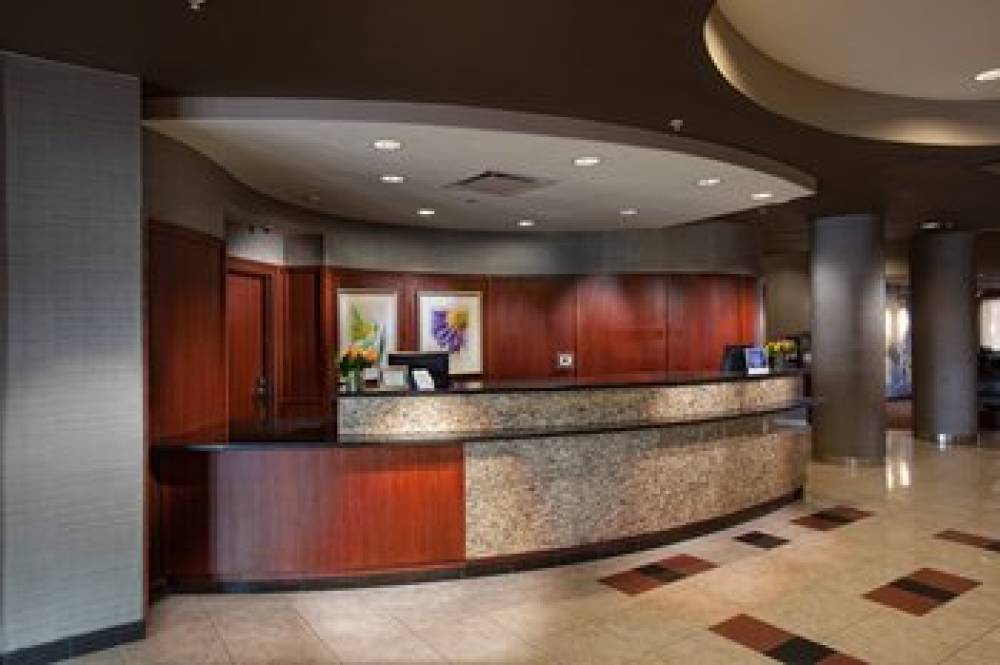 Courtyard By Marriott Fayetteville 3