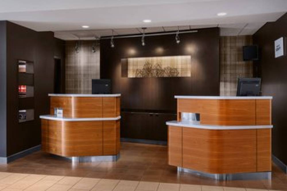 Courtyard By Marriott Fishkill 2