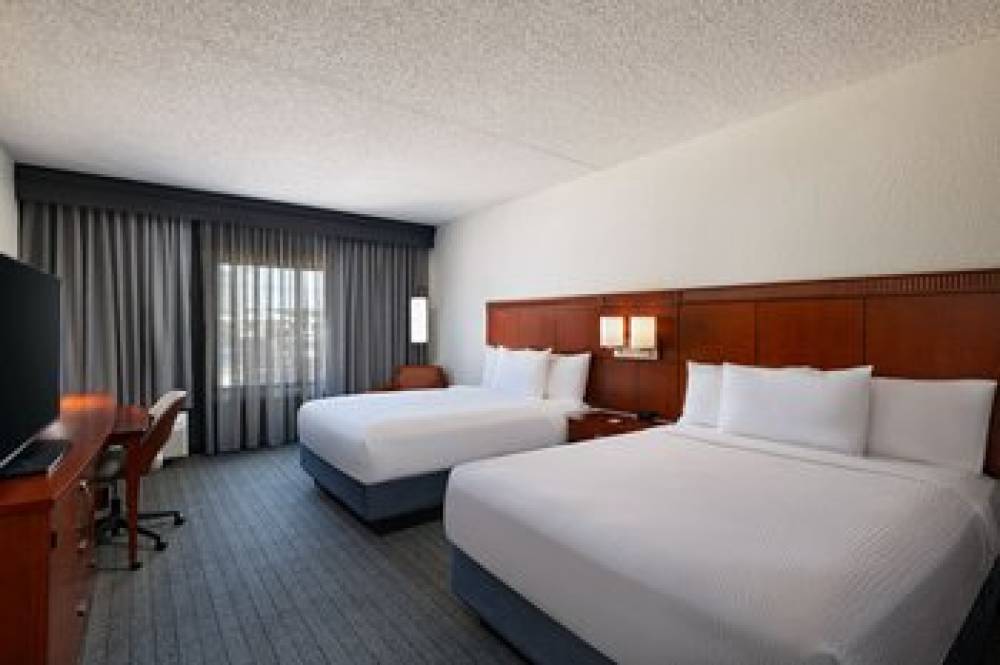 Courtyard By Marriott Fort Worth University Drive 5