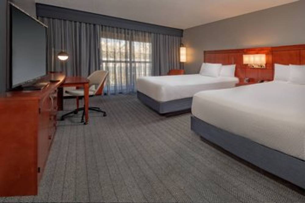 Courtyard By Marriott Frederick 8