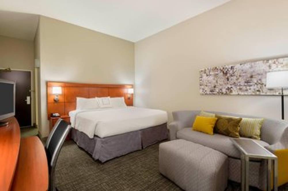 Courtyard By Marriott Gainesville 6