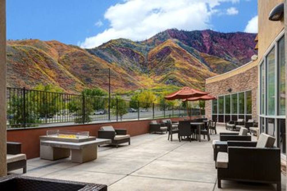 Courtyard By Marriott Glenwood Springs 1