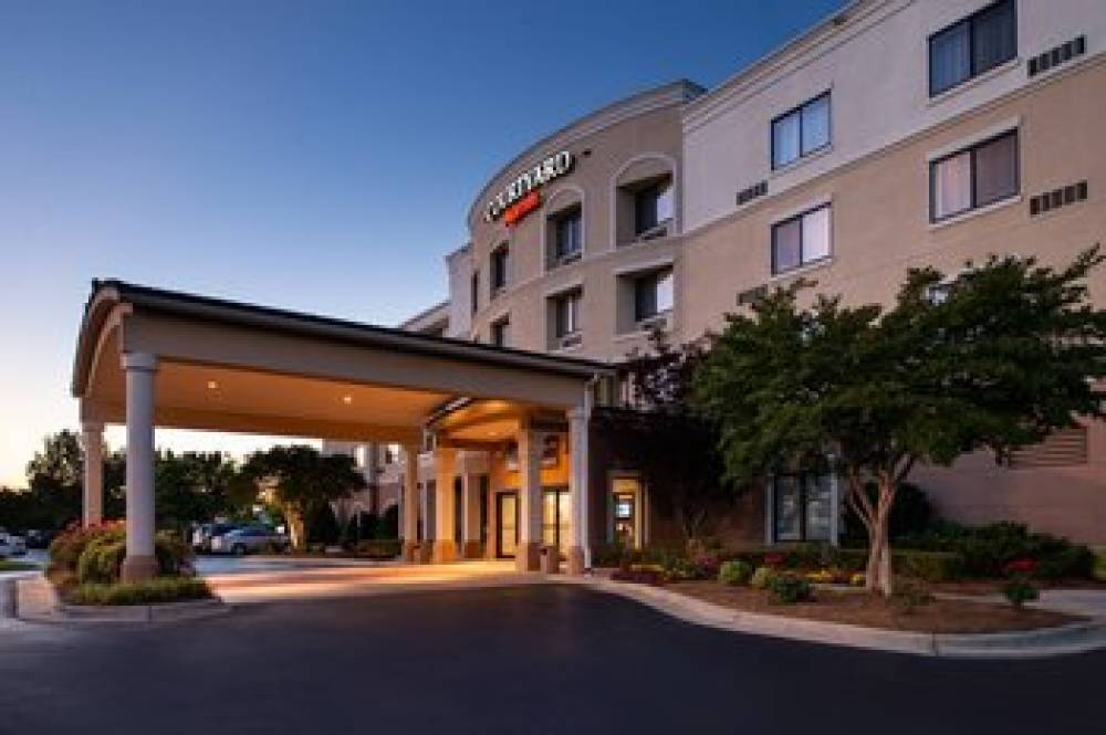 Courtyard By Marriott High Point 3