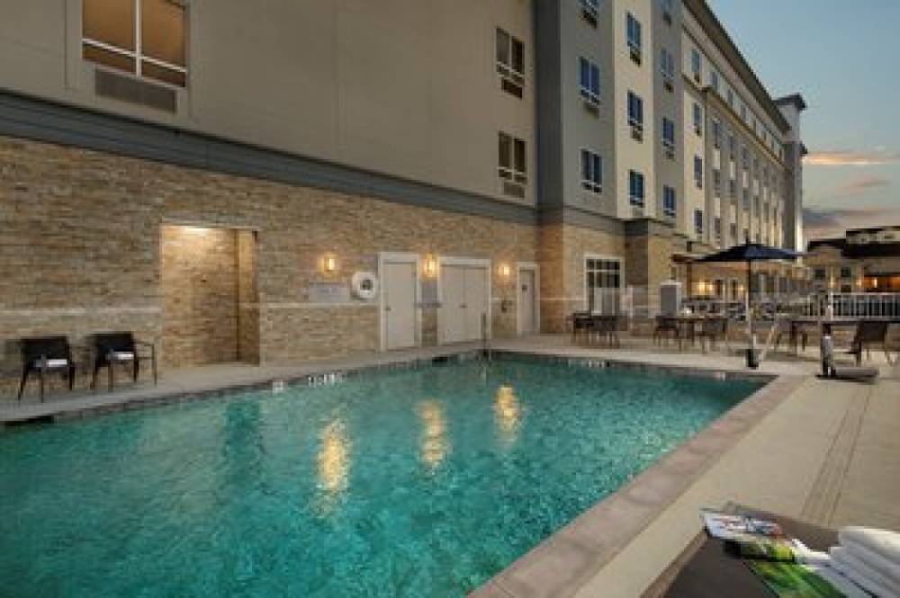 Courtyard By Marriott Houston Kemah 3