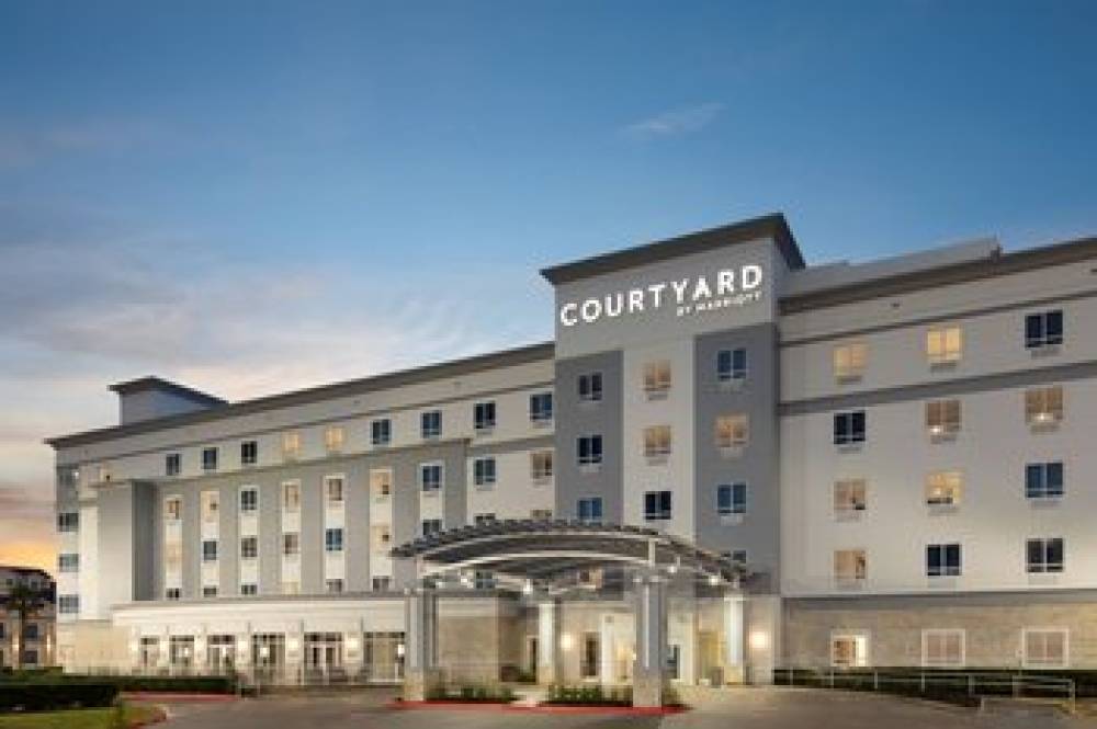 Courtyard By Marriott Houston Kemah