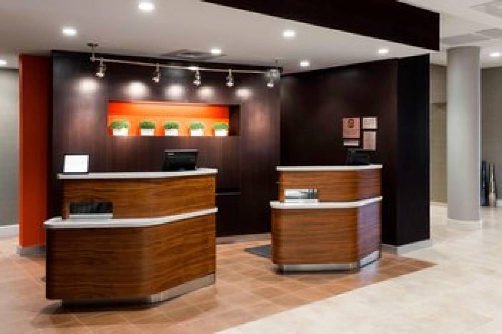 Courtyard By Marriott Houston North-Shenandoah 4