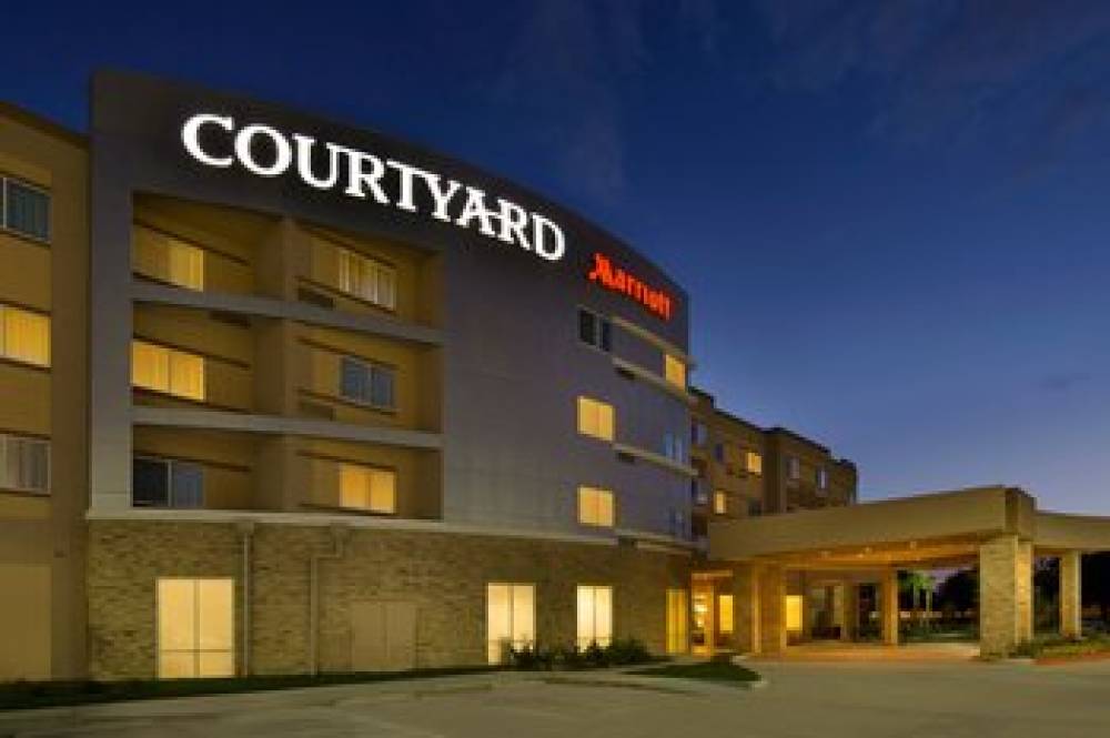 Courtyard By Marriott Houston NW-290 Corridor 2