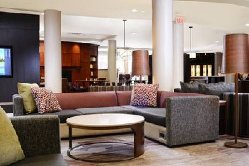 Courtyard By Marriott Houston Pearland 1