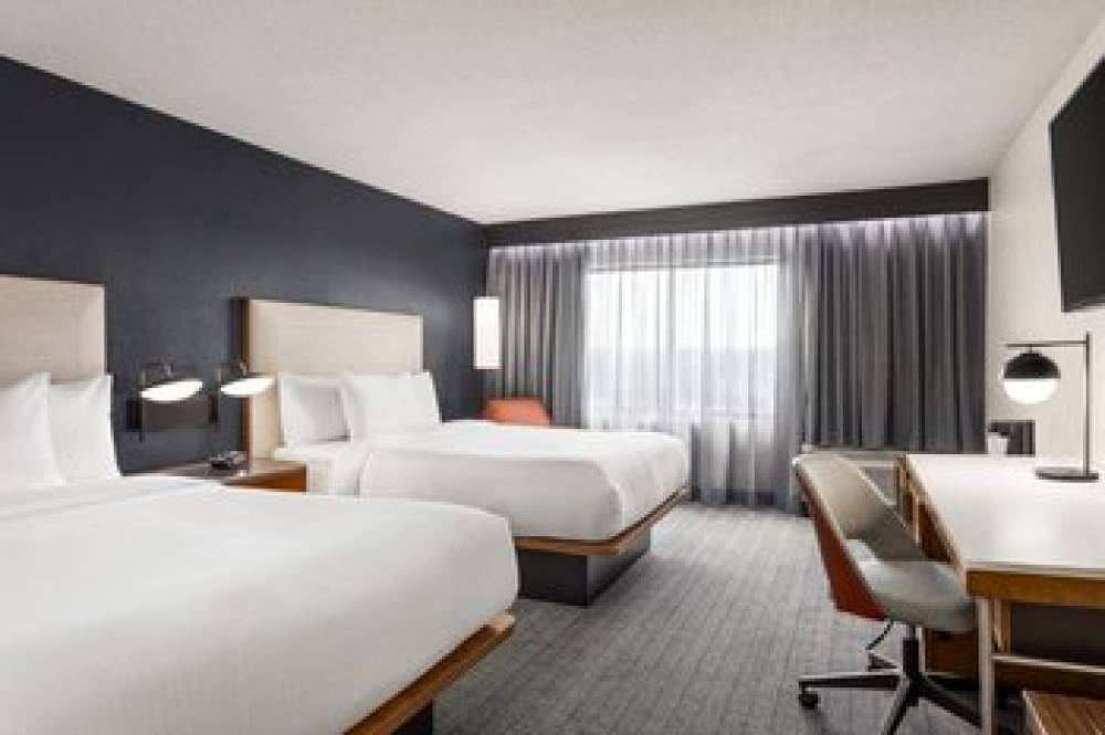 Courtyard By Marriott Houston Sugar Land Stafford 8