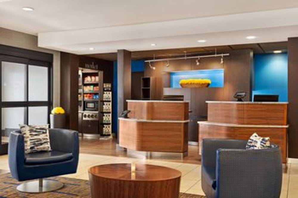 Courtyard By Marriott Houston Sugar Land Stafford 2