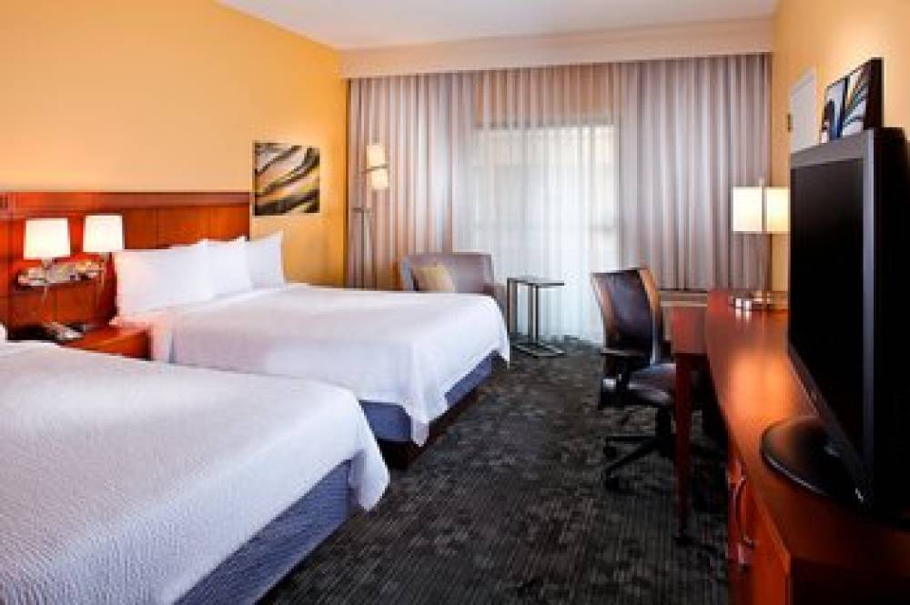 Courtyard By Marriott Huntsville University Drive 7