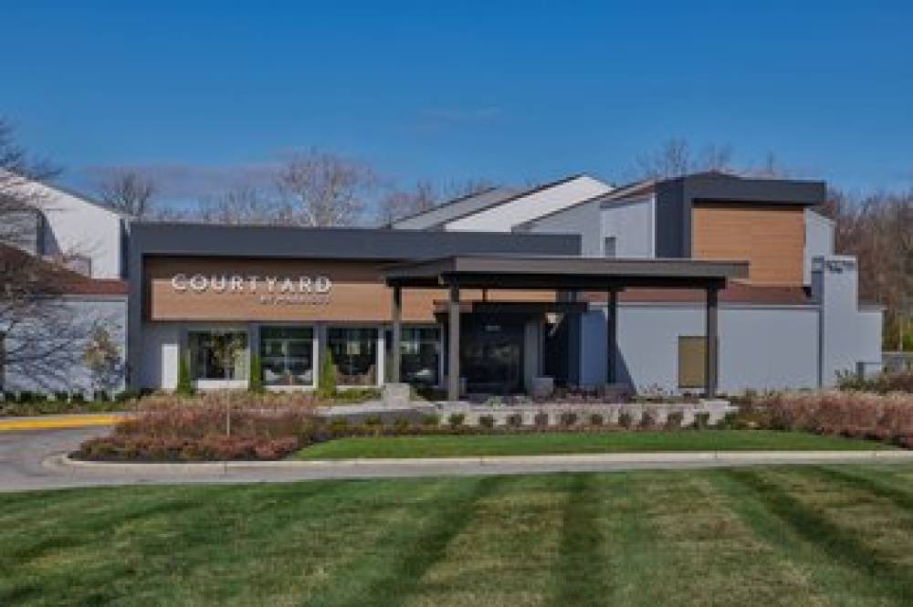 Courtyard By Marriott Indianapolis Castleton