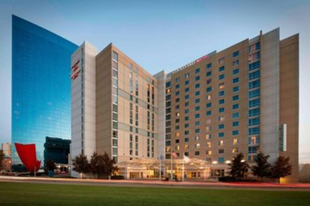 Courtyard By Marriott Indianapolis Downtown 1