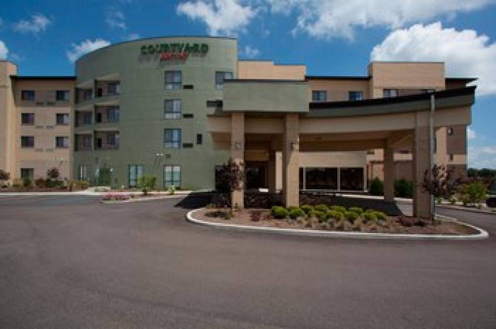 Courtyard By Marriott Indianapolis Noblesville 2