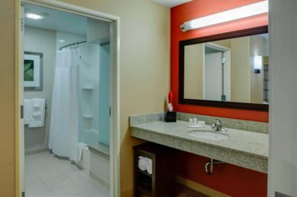 Courtyard By Marriott Indianapolis Noblesville 10