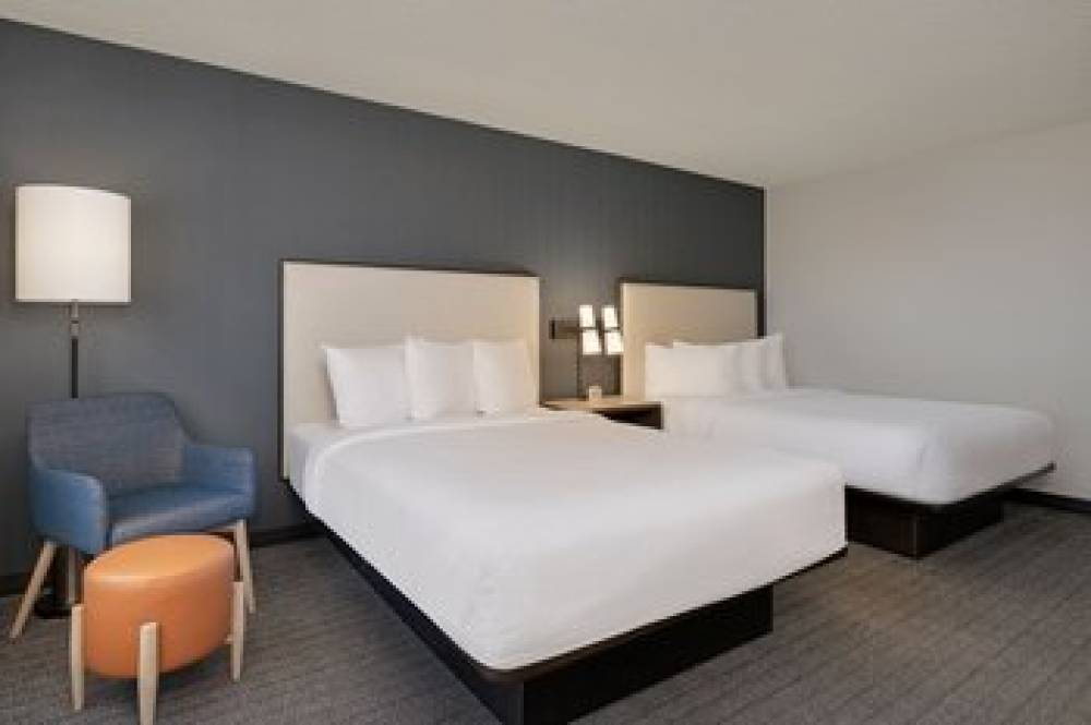 Courtyard By Marriott Indianapolis South 5