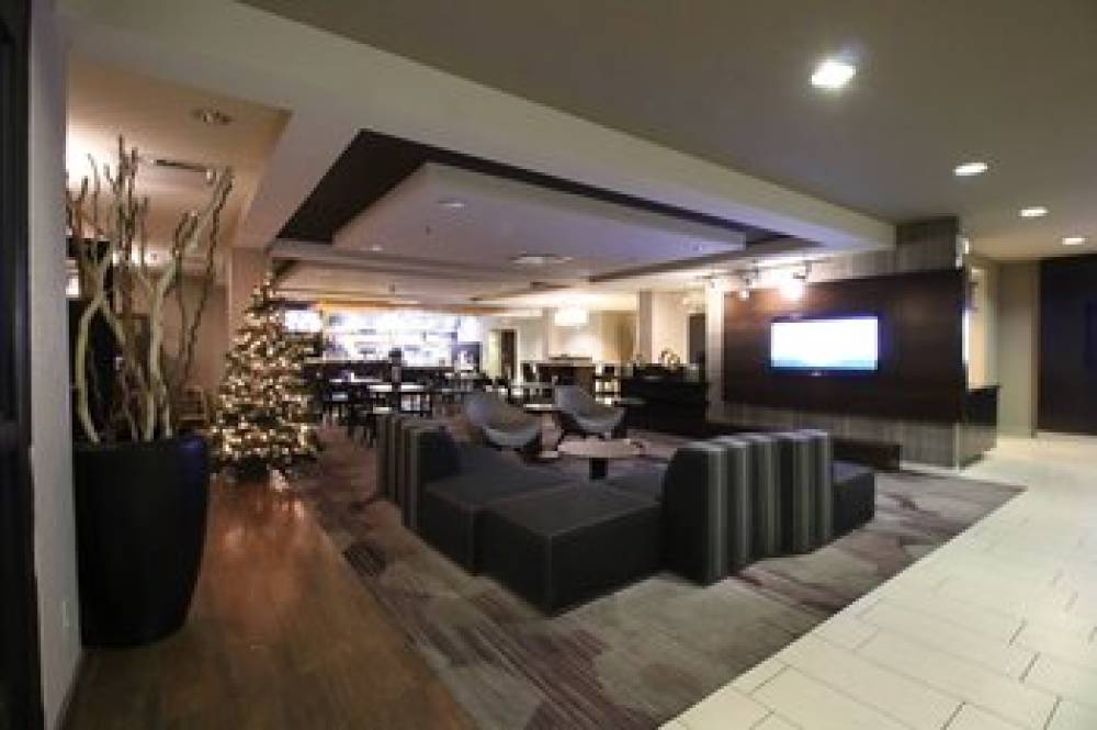 Courtyard By Marriott Indianapolis South 3