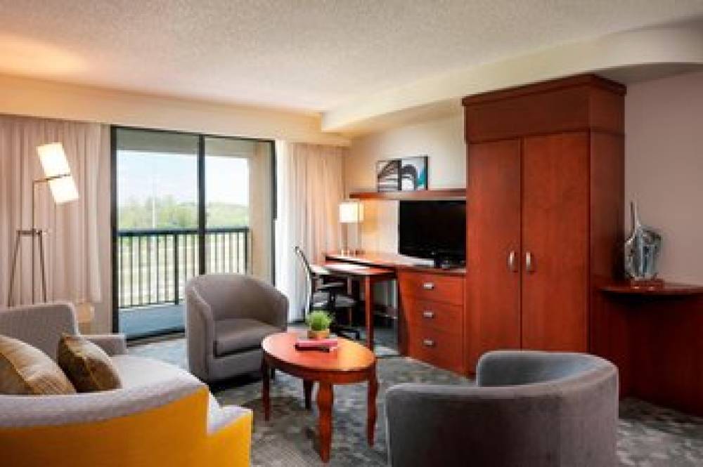 Courtyard By Marriott Jackson 10