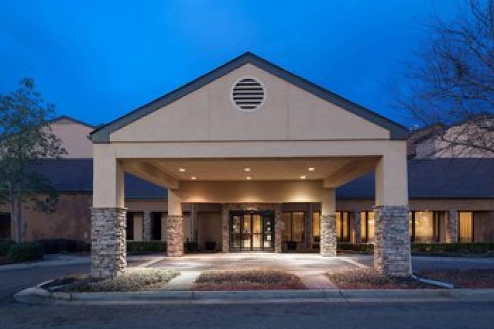 Courtyard By Marriott Jackson Ridgeland 2