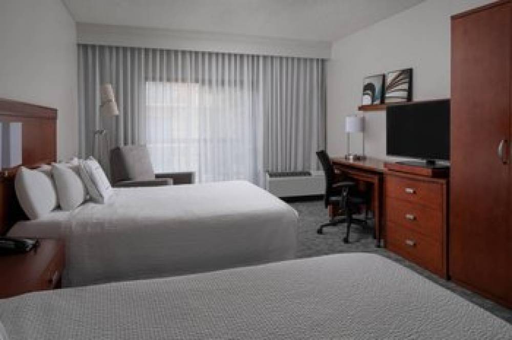 Courtyard By Marriott Jacksonville At The Mayo Clinic Campus-Beaches 9