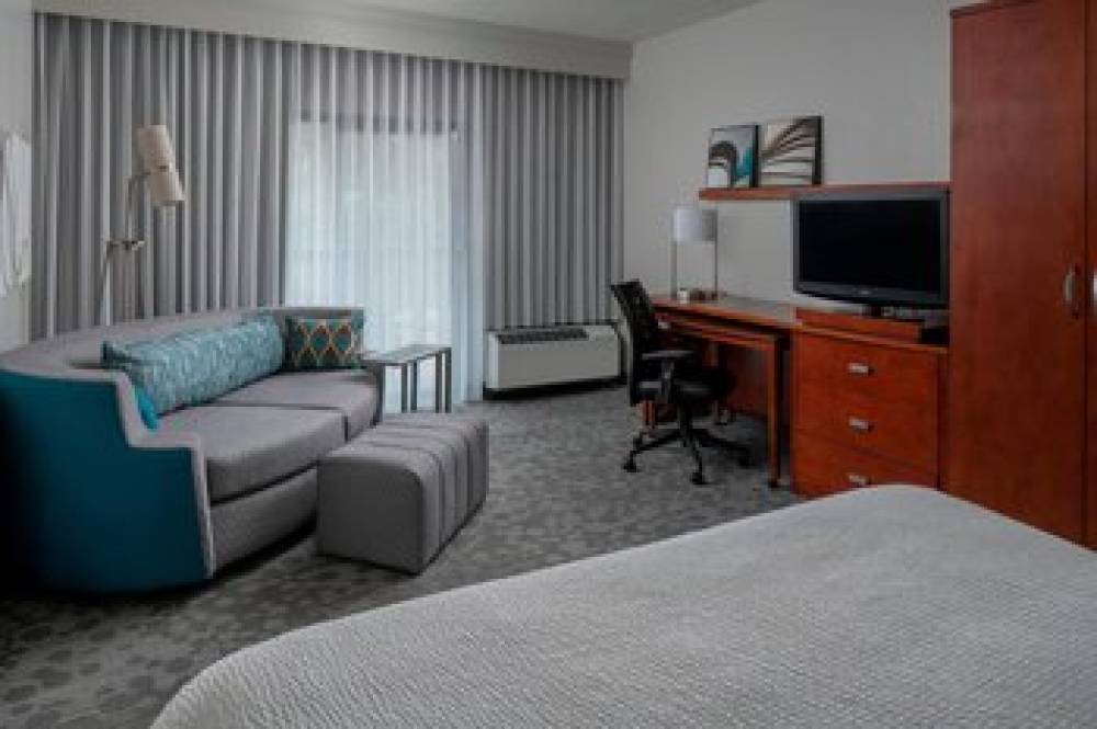 Courtyard By Marriott Jacksonville At The Mayo Clinic Campus-Beaches 10