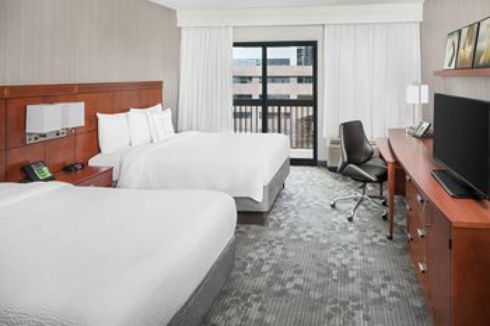 Courtyard By Marriott Jersey City Newport 7