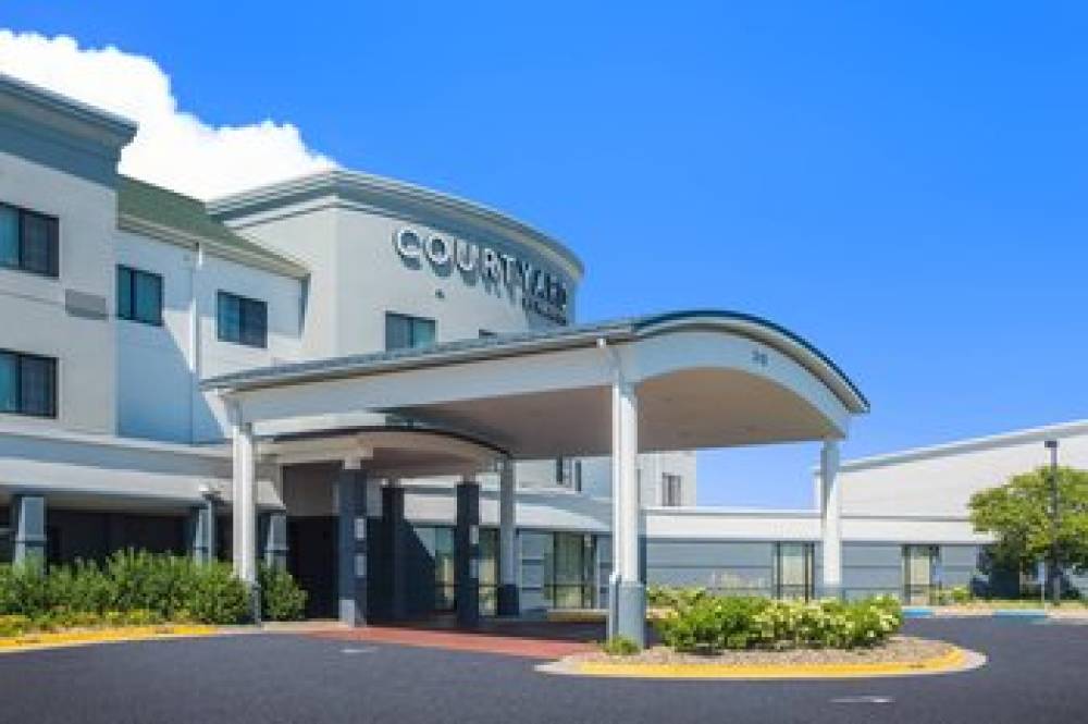 Courtyard By Marriott Junction City