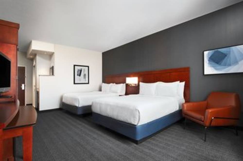 Courtyard By Marriott Kansas City At Briarcliff 8