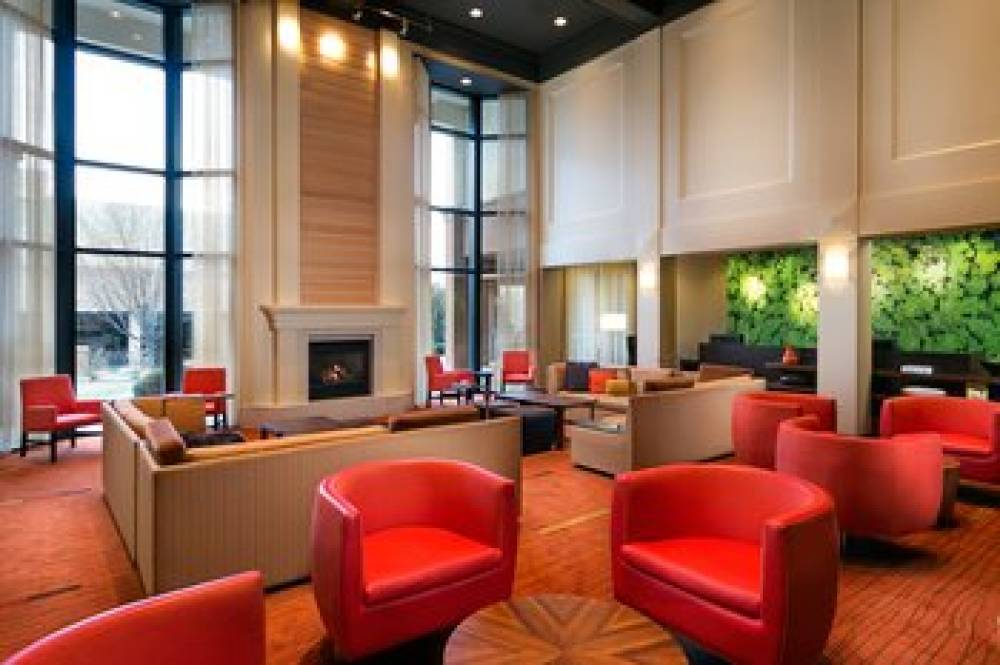 Courtyard By Marriott Kansas City East-Blue Springs 4