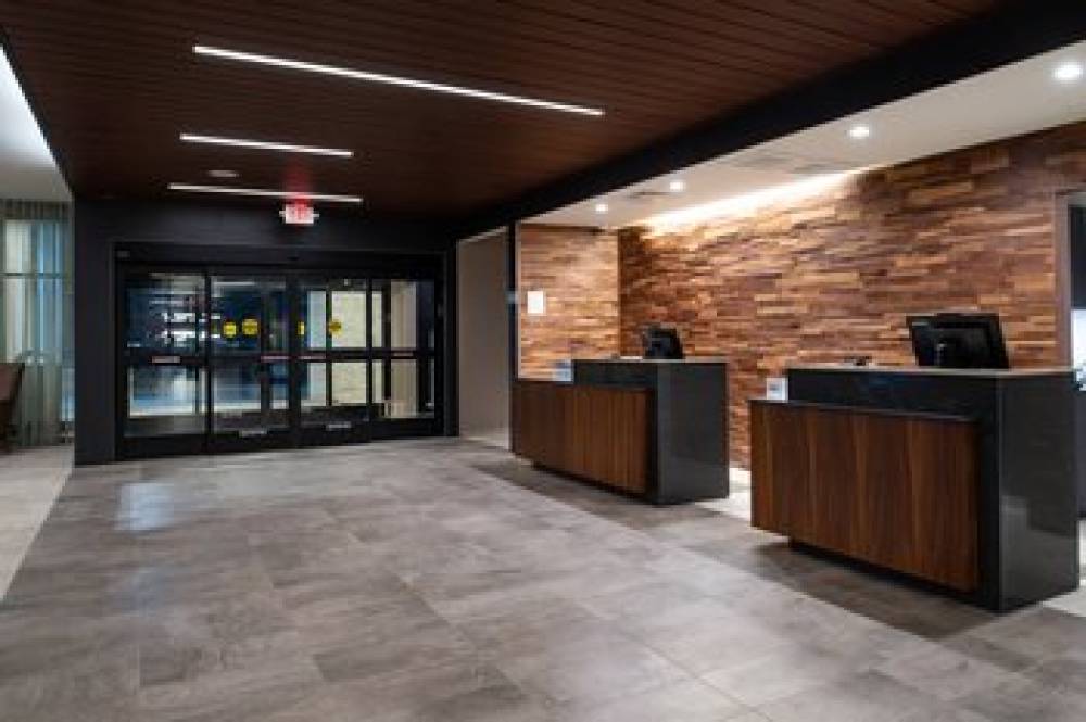 Courtyard By Marriott Kansas City Olathe 4