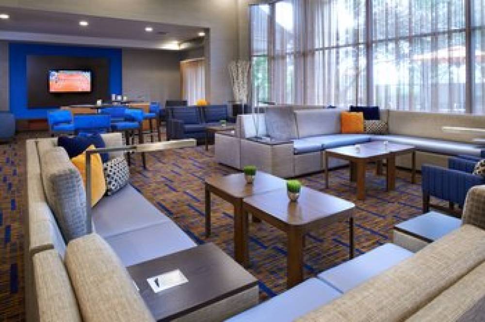 Courtyard By Marriott Kansas City Overland Park Convention Center 1