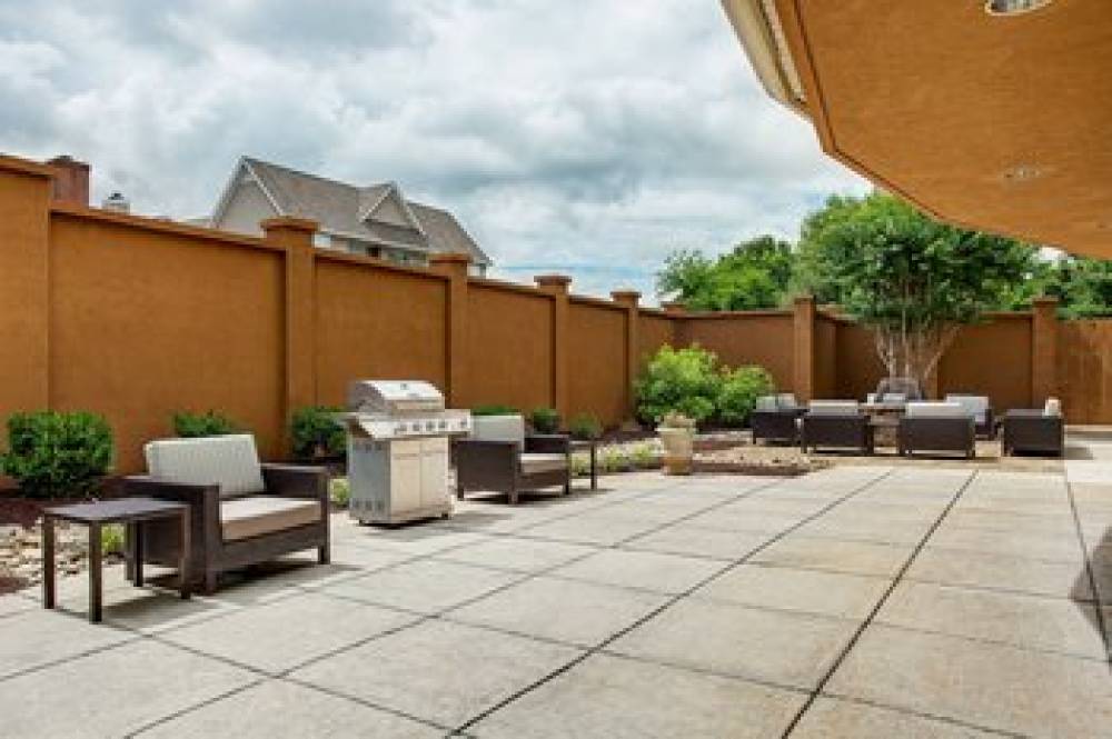 Courtyard By Marriott Knoxville Cedar Bluff