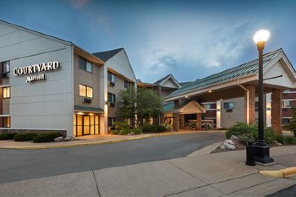 Courtyard By Marriott La Crosse Downtown Mississippi Riverfront 9