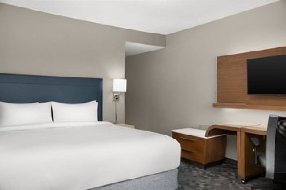 Courtyard By Marriott Lafayette Airport 5