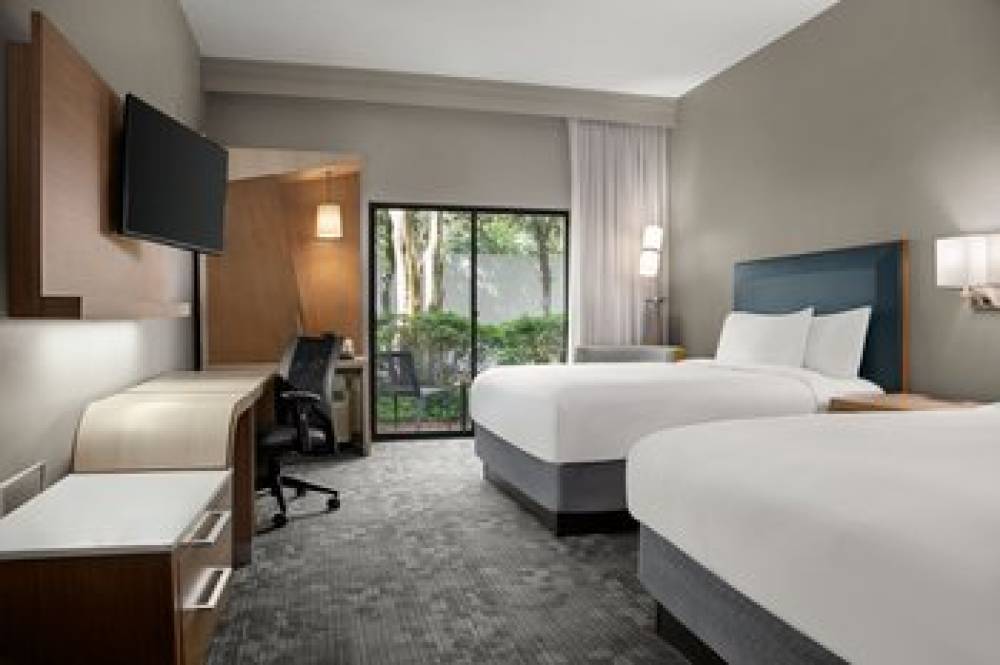 Courtyard By Marriott Lafayette Airport 6