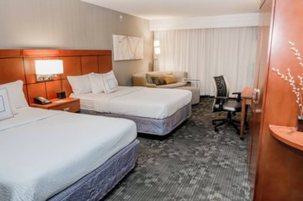 Courtyard By Marriott Lafayette 8