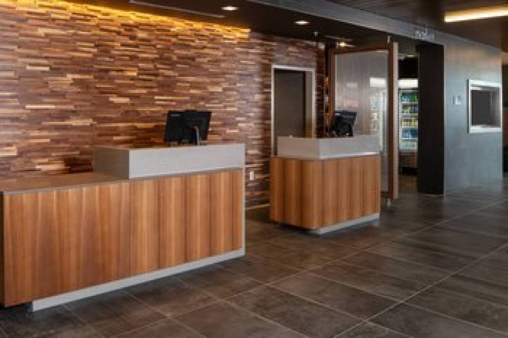 Courtyard By Marriott Lafayette South 4