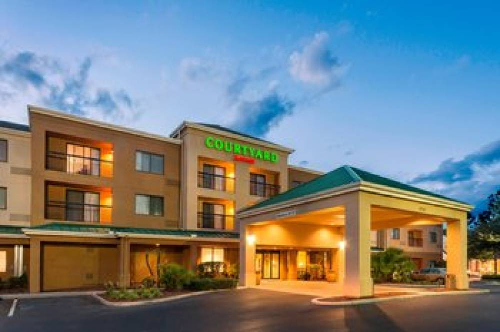 Courtyard By Marriott Lakeland 1